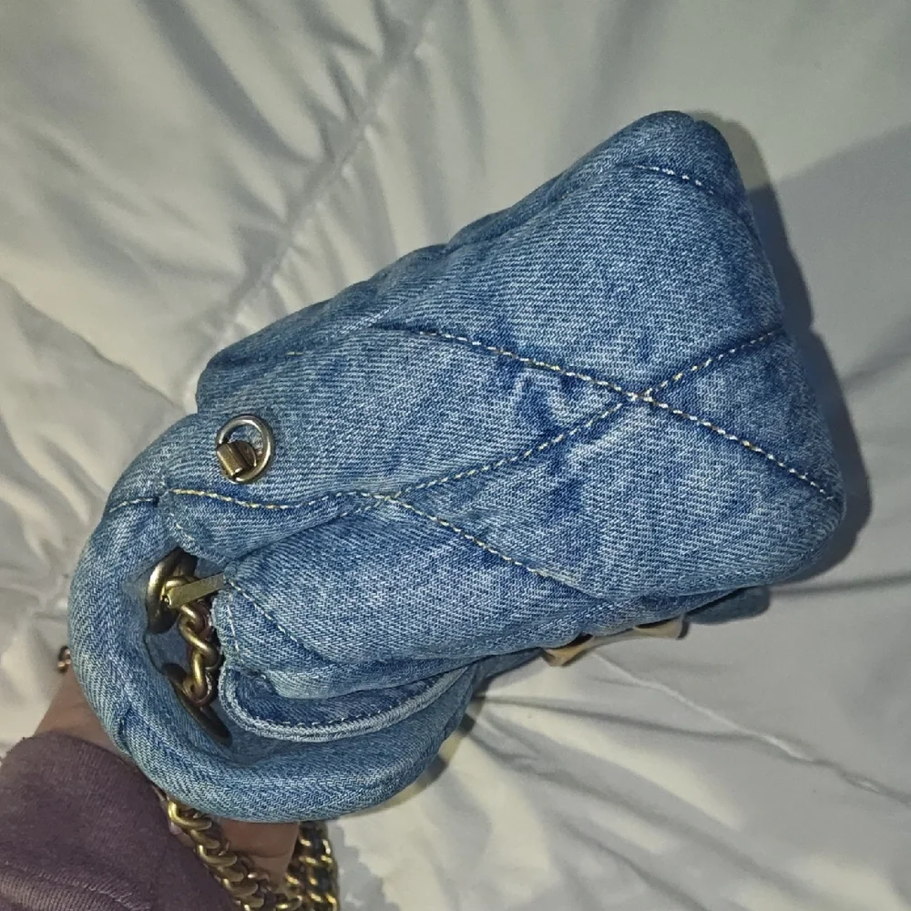 Coach Quilted Denim Shoulder Bag with Gold Chain - Picture 8 of 8